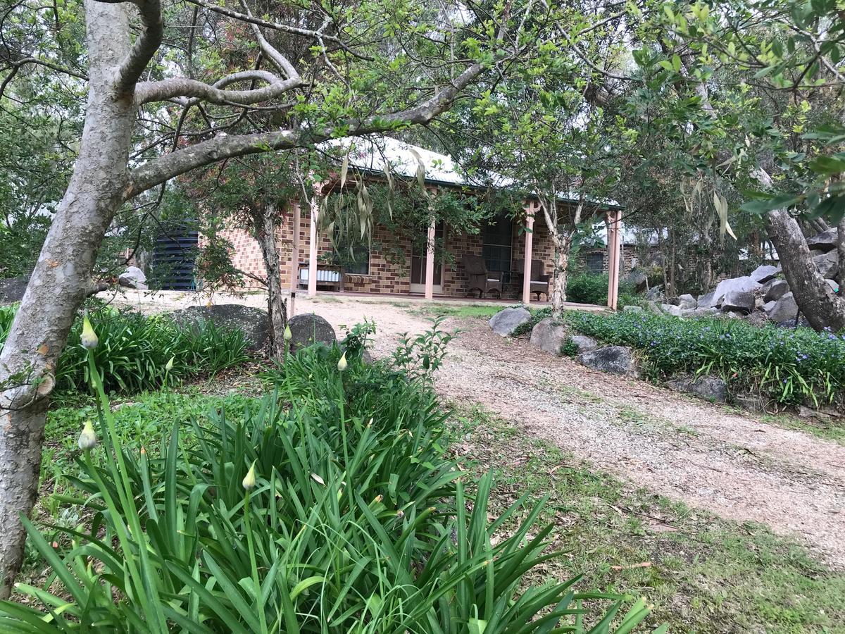 Honeysuckle Cottages Stanthorpe Bagian luar foto